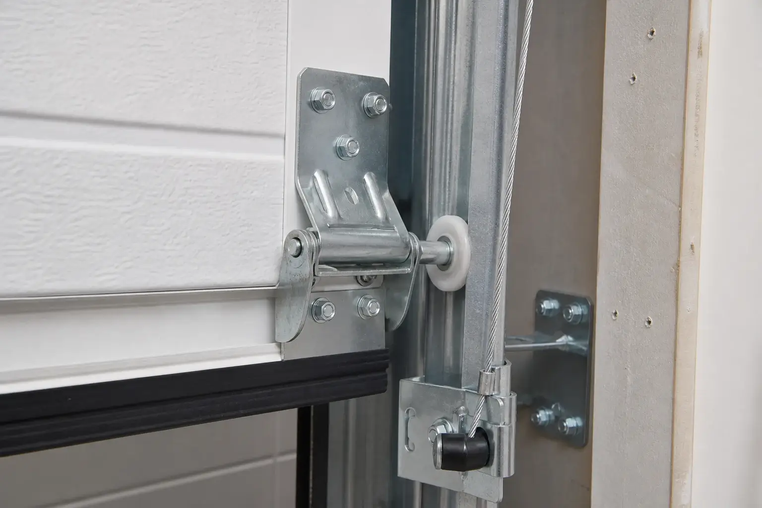 Roller hinge inspection